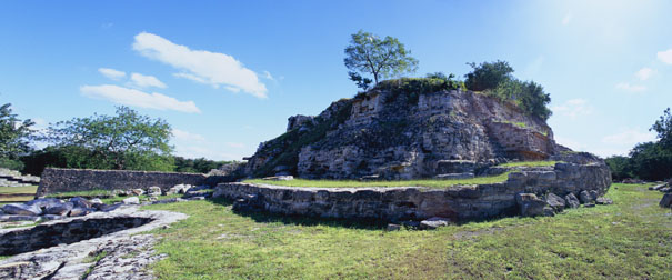 Chultun Temple at Ake panorama - ake mayan ruins,ake mayan temple,mayan temple pictures,mayan ruins photos